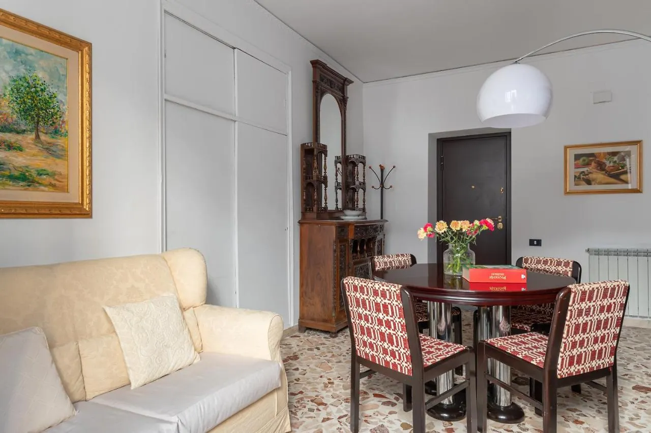 Palazzo Damiani Apartment By Domusicily Палермо Италия